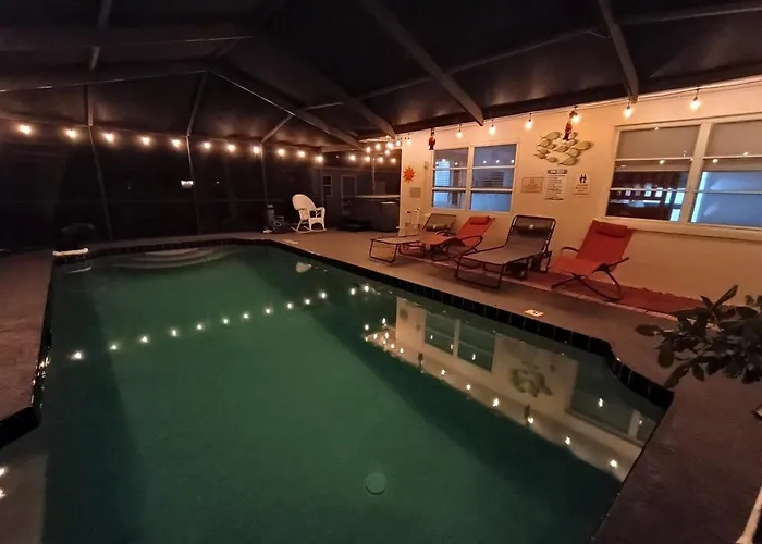St Pete Heated Pool Hot Tub 5 Min To The Beach